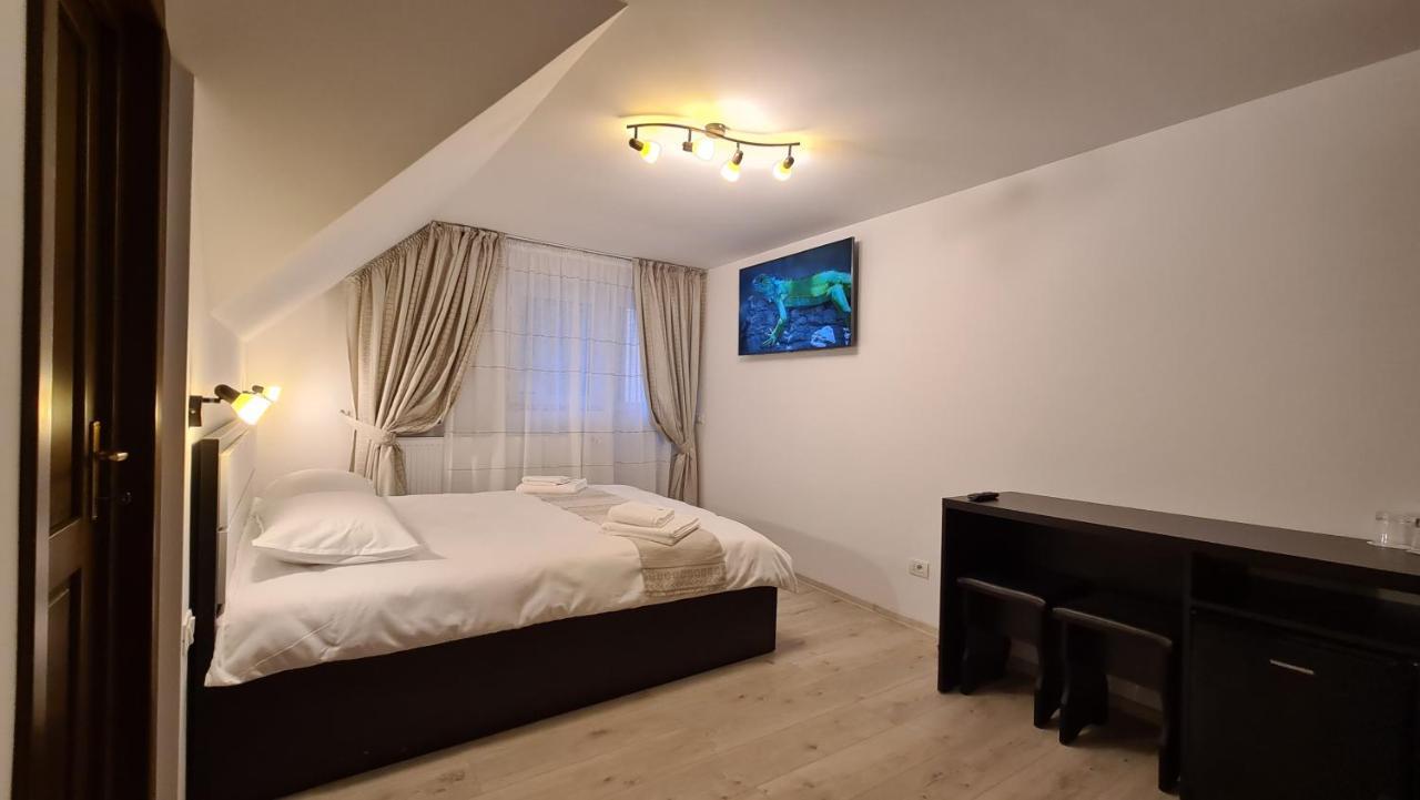 Pensiunea Madalina Durău Exteriér fotografie